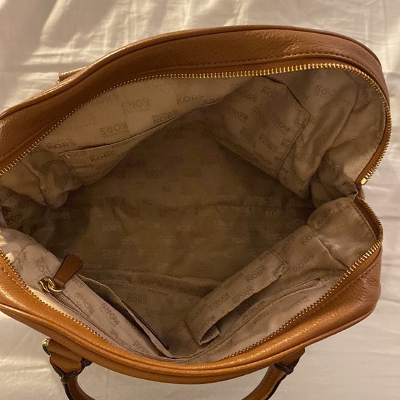 Michael Kors brown purse - Picture 3 of 3